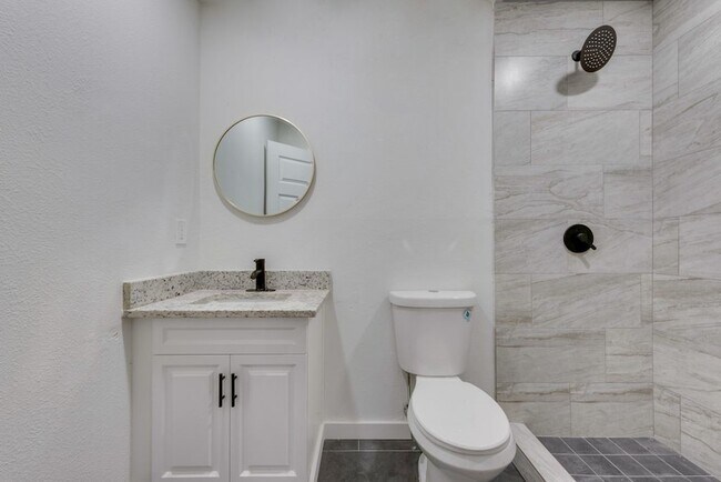 Building Photo - 4214 Osage Dr