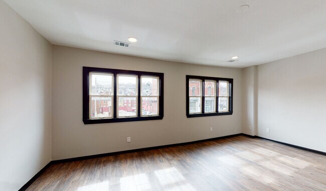 Bedroom #1 - 1819 E Carson St