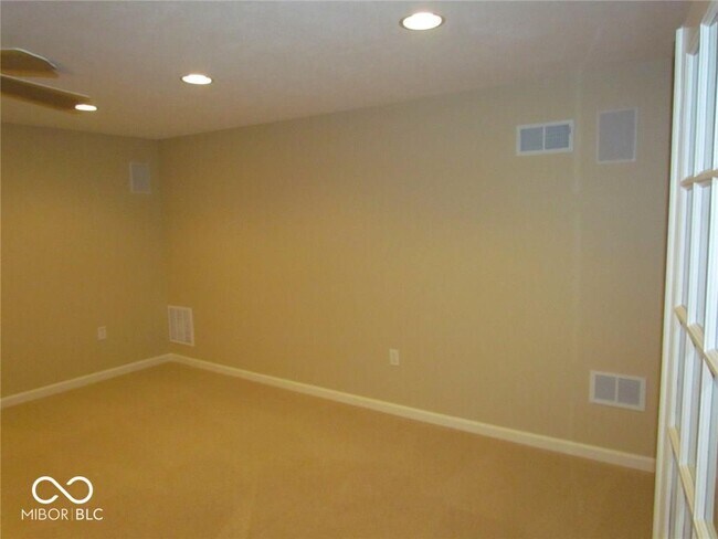 Building Photo - 411 Mari Way