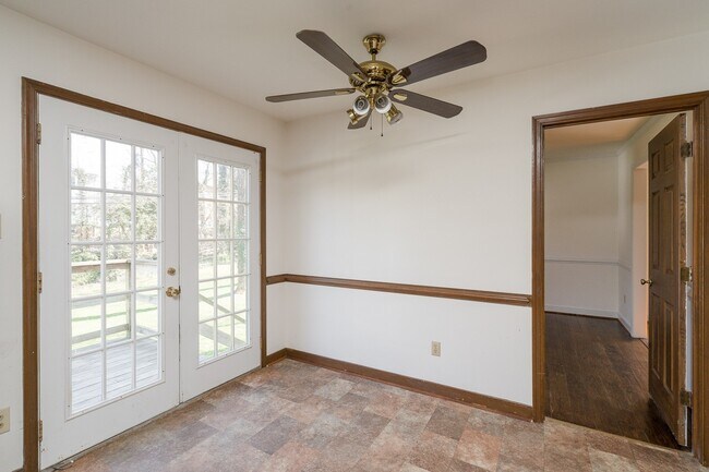 Building Photo - Bon Air Home For Rent