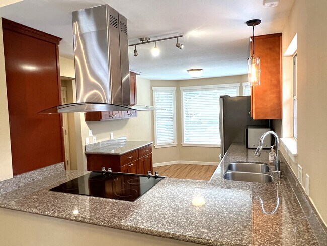 Building Photo - 6113 144th St SE