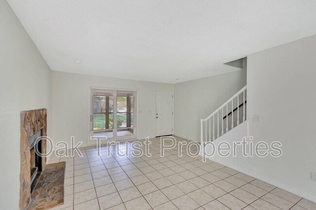 Building Photo - 4407 Great Oak Dr