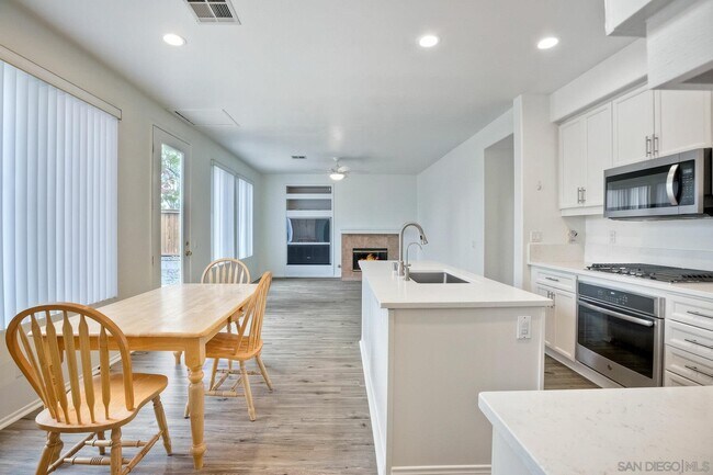 Building Photo - 5874 Oceanview Ridge Ln