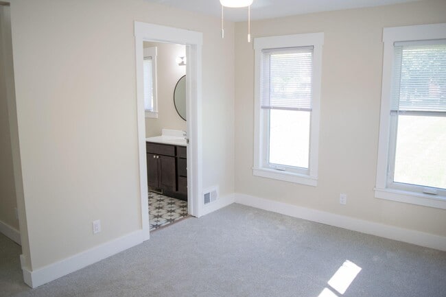 Building Photo - 209 Buffalo St