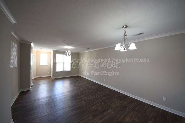 Building Photo - 504 Fishers Ct