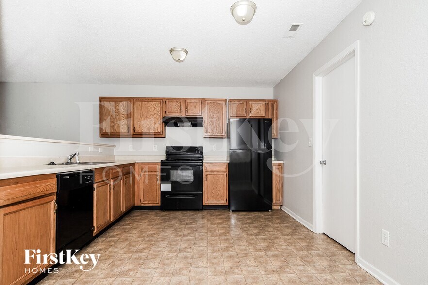 Building Photo - 4511 Brookmeadow Dr