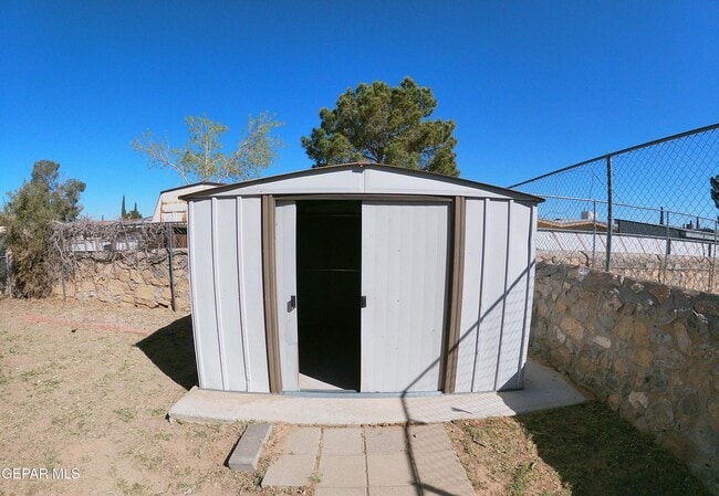 Building Photo - 2241 Seagull Dr