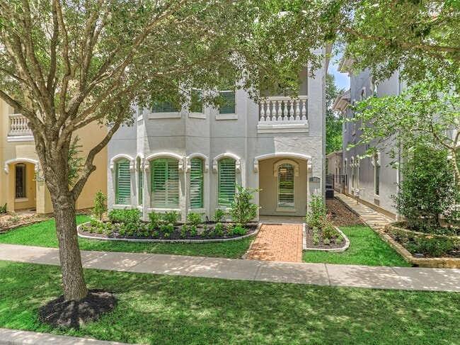 Building Photo - 11 Olmstead Row