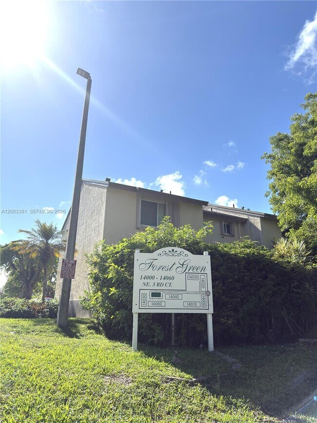 Building Photo - 14020 NE 3rd Ct