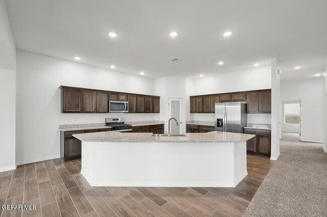 Building Photo - 14325 Steve Joyce Pkwy