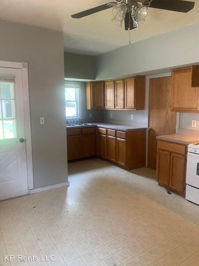 Primary Photo - 2 br, 1 bath House - 629 E Florida St