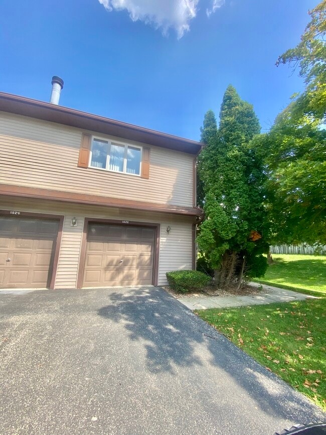 Primary Photo - 1826 Kerrybrook Ct