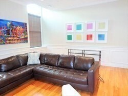 Building Photo - 215 Harvard St