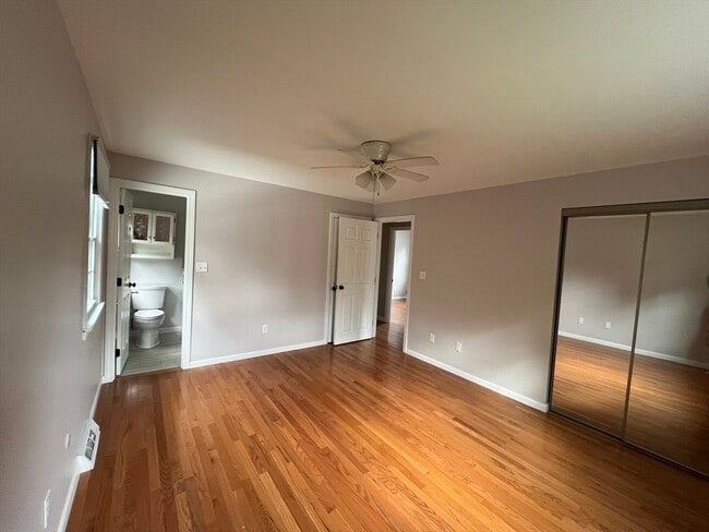 Building Photo - 27 Miles Standish Dr