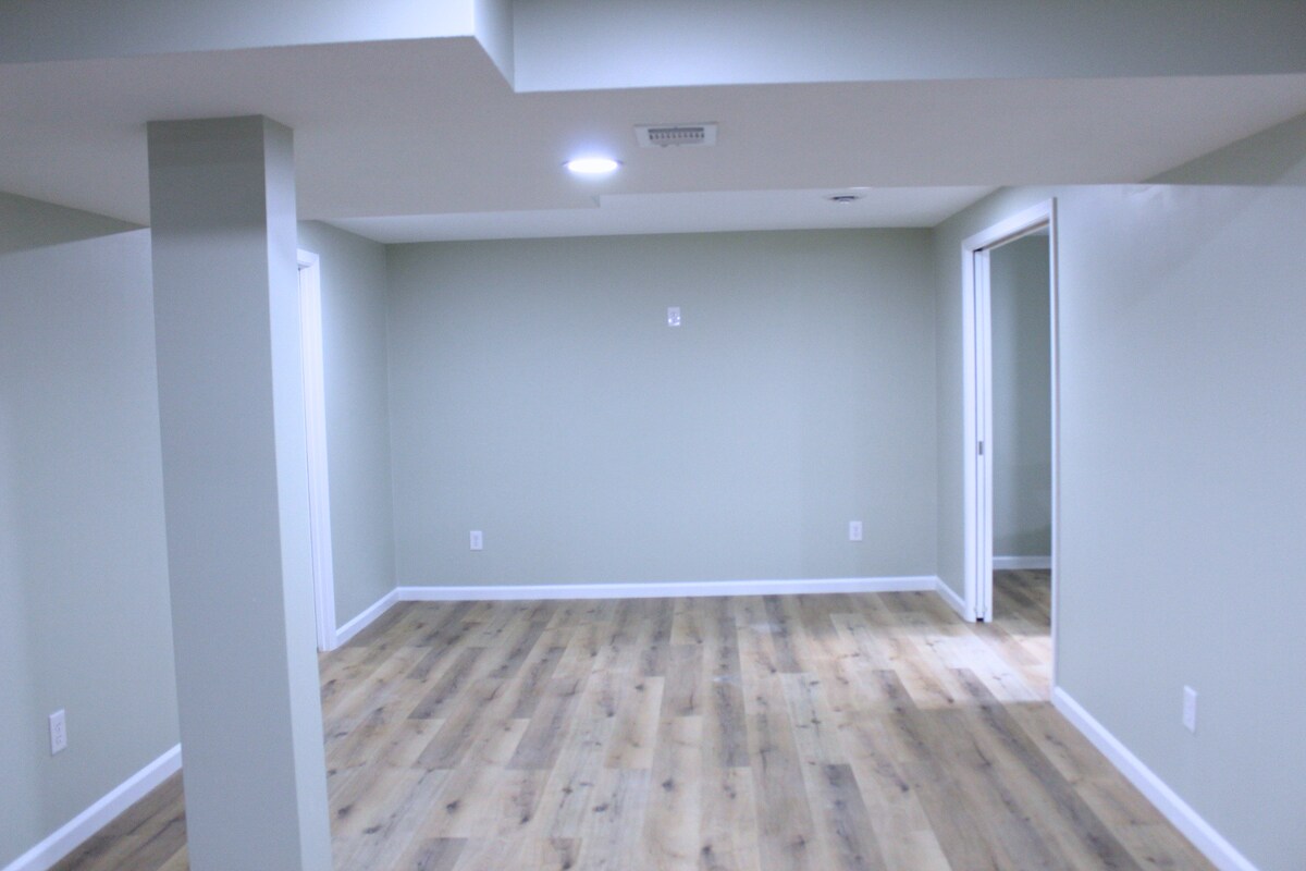 Building Photo - 13885 W 153rd Terrace