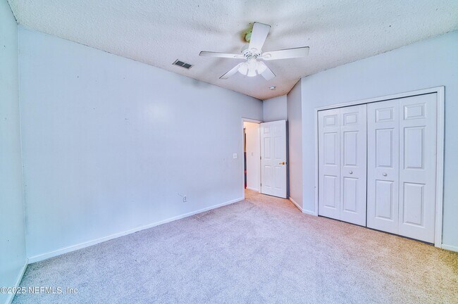 Building Photo - 1440 S Burgandy Trail