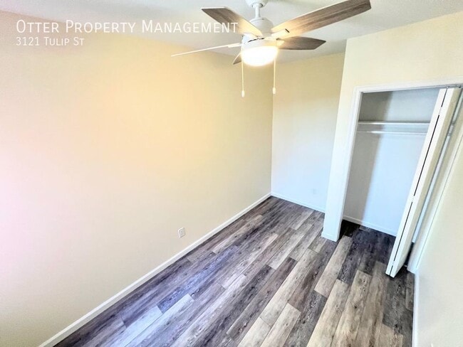 Building Photo - 3121 Tulip St