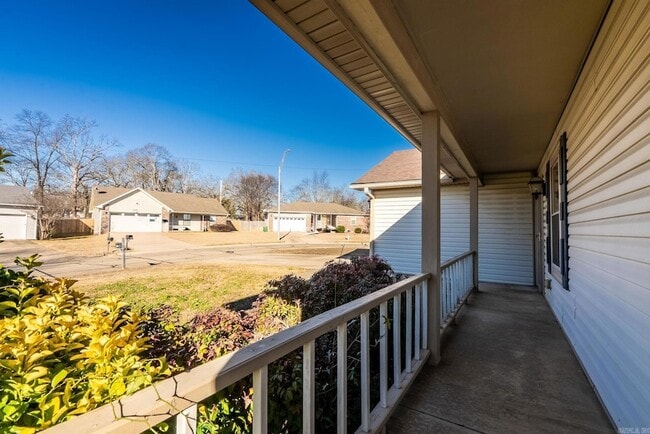 Building Photo - 12270 Maryland Pl