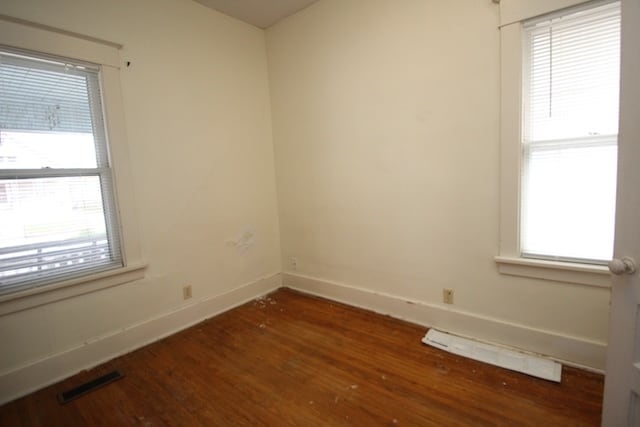 Building Photo - 1227 New Hampshire St