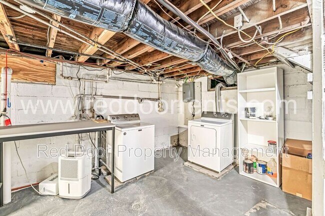 Building Photo - 1602 E 46th St