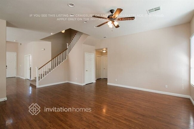 Building Photo - 2731 Enchanted Isle St