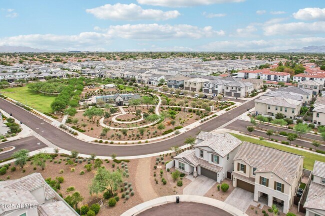 Building Photo - 4869 E Muriel Dr