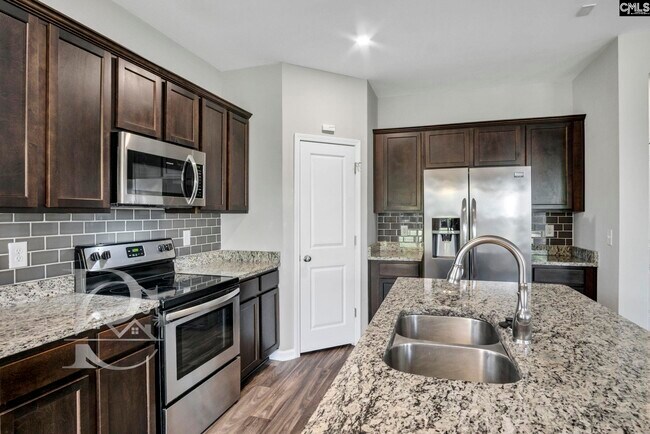 Building Photo - 112 Jersey Ln