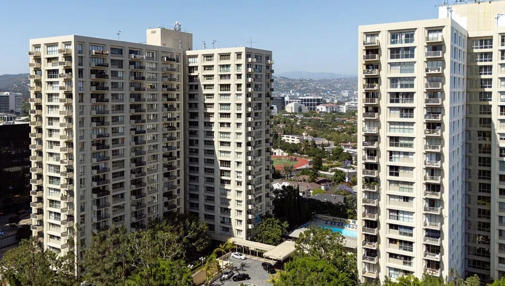 Building Photo - 2160 Century Park E