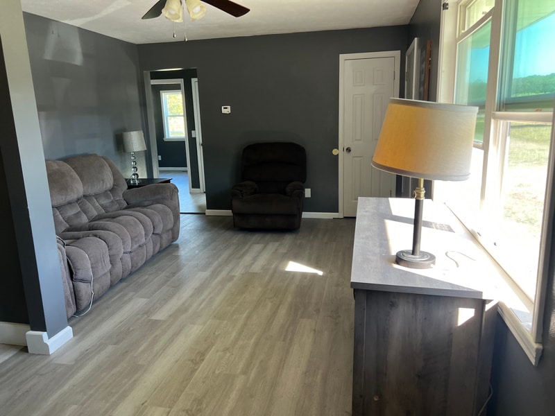 Building Photo - 171 Miller Ln