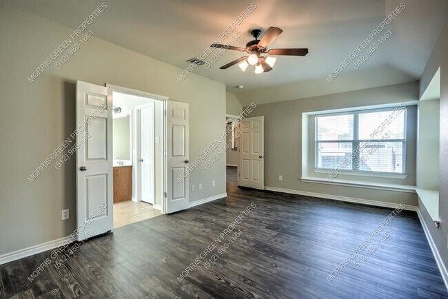 Building Photo - 138 Justin Leonard Dr