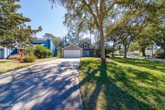 Building Photo - 506 Cali Dr