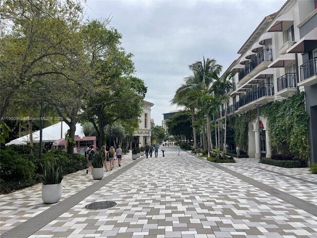 Building Photo - 550 Okeechobee Blvd