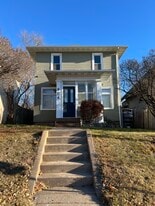 Front view - 904 N 6th Ave E