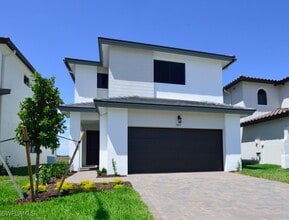 Building Photo - 5815 Cassidy Ln