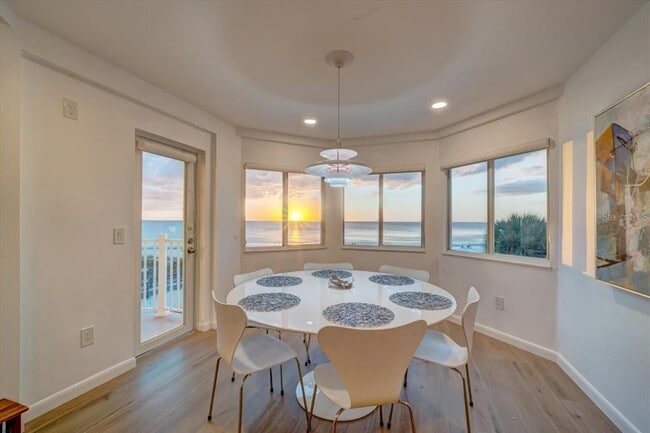 Building Photo - 17852 Lee Ave