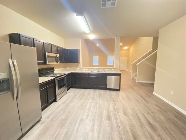 Building Photo - 6204 Diamondleaf Bend