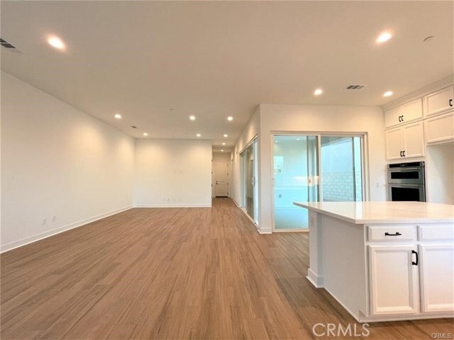 Building Photo - 476 Chorus