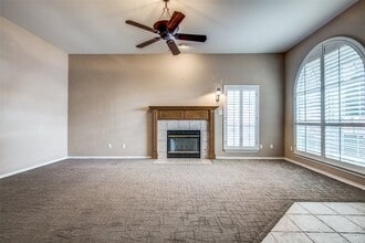 Building Photo - 1003 Mack Pl
