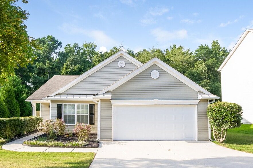 Primary Photo - 417 Autumn Creek Dr