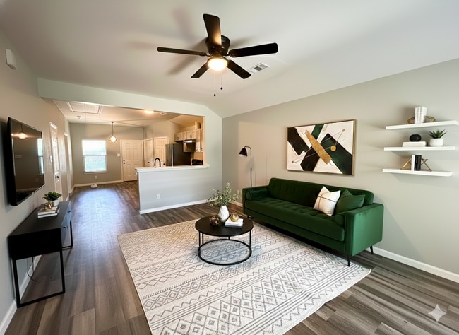 Building Photo - Move-In Ready Modern Updated- 3 Berm / 2 Bath Home Just Minutes from Downtown