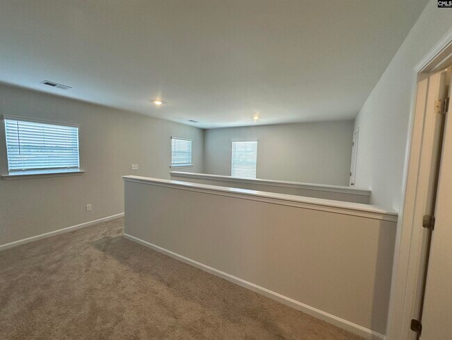 Building Photo - 915 Blenheim Wy