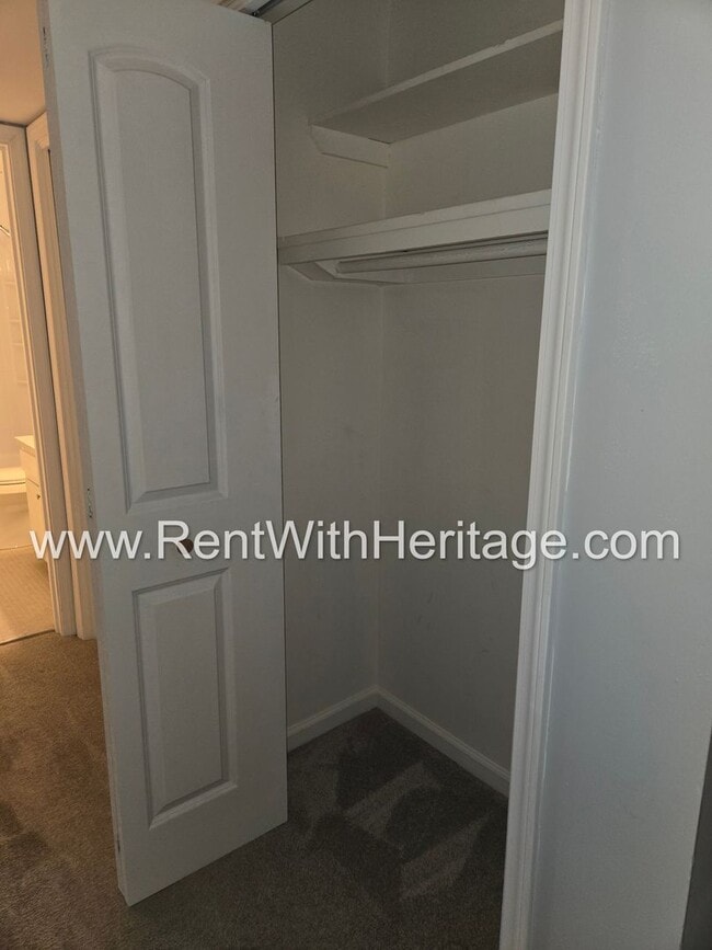 Building Photo - Gorgeous 2 bd/ 2bath Buckhead Condo/ Metic...