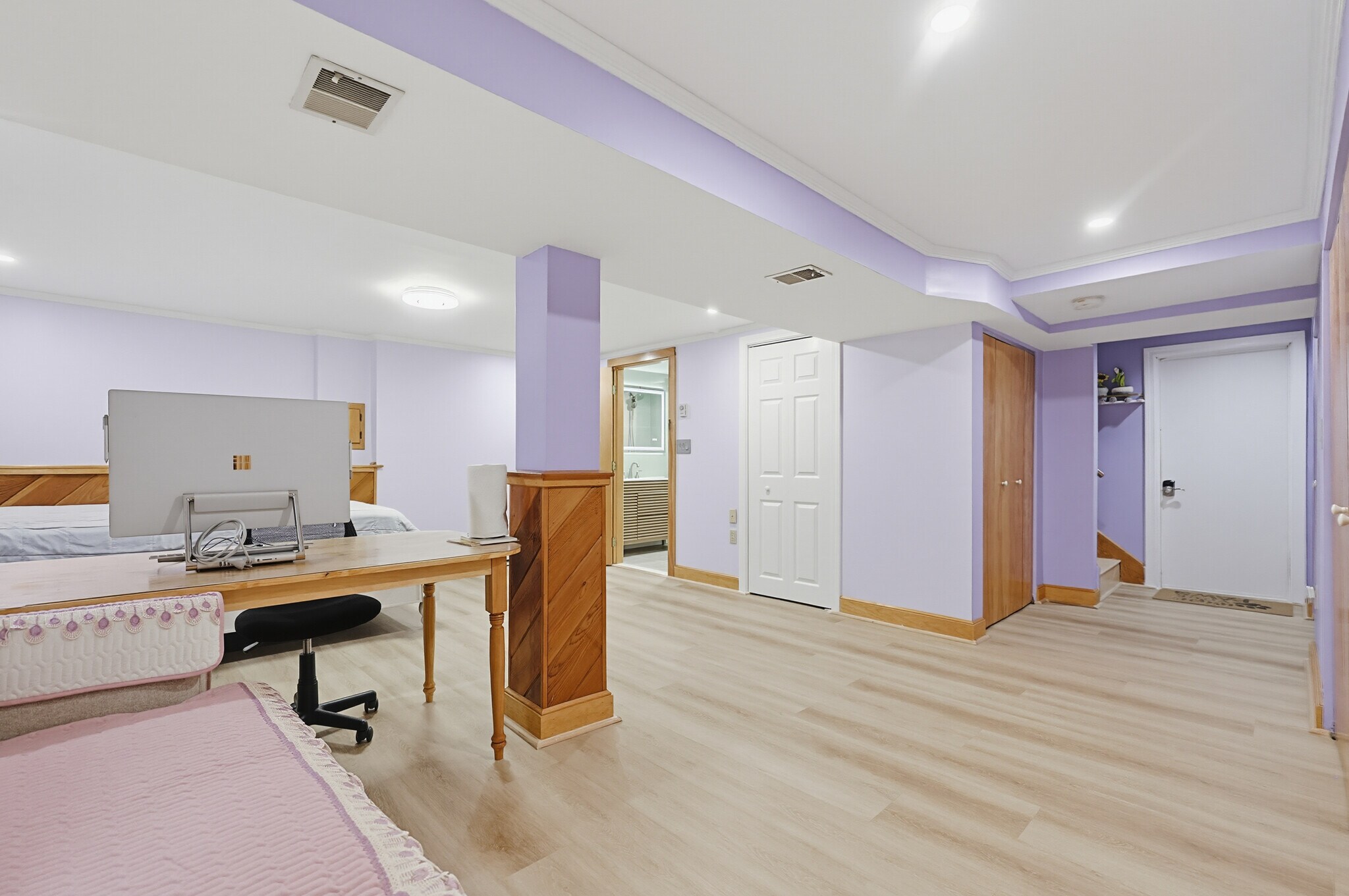 Building Photo - 33 Brimstone Way