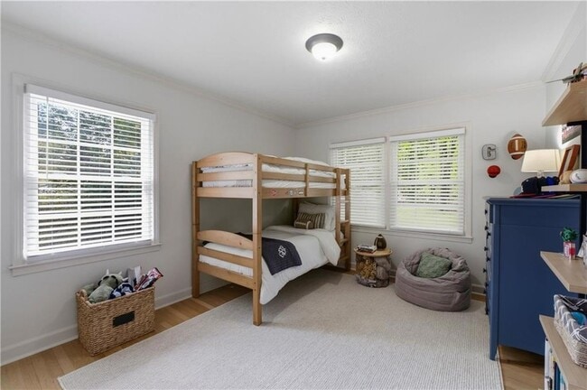 Building Photo - 285 Dania Dr