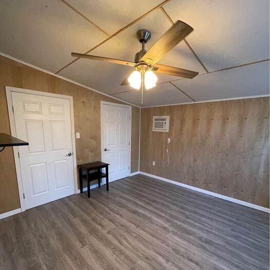 Building Photo - 2124 Polly Ln