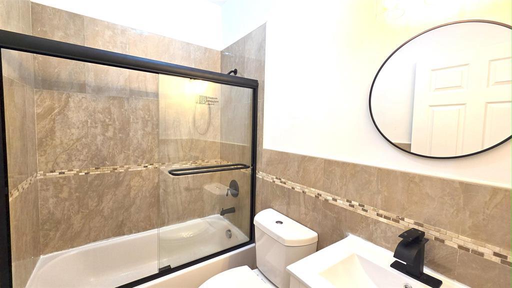 Bathroom - 189 Terrace Ave