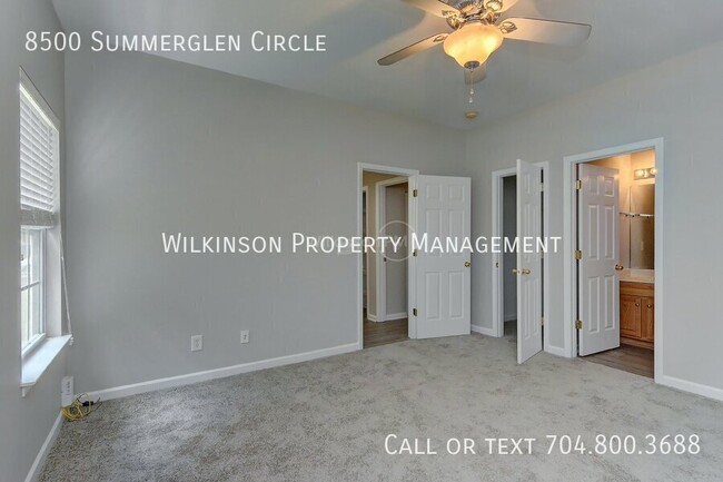 Building Photo - 8500 Summer Glen Cir