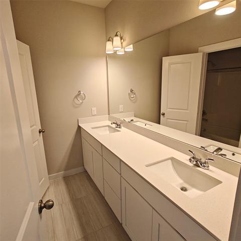 Building Photo - 1308 Creekbank Dr