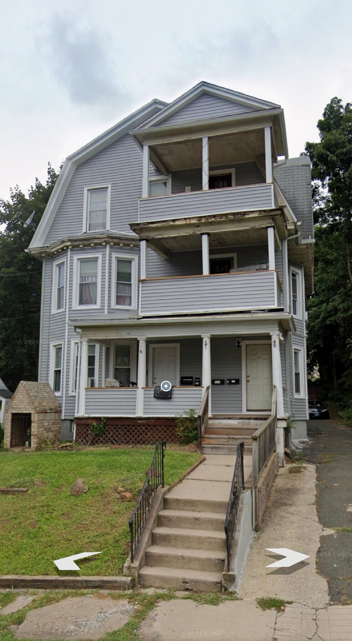 Building Photo - 49 Buell St