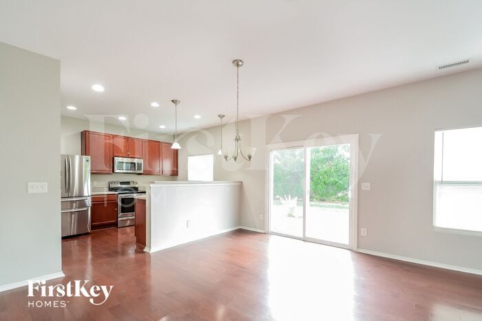 Building Photo - 1025 Sweet Gale Dr